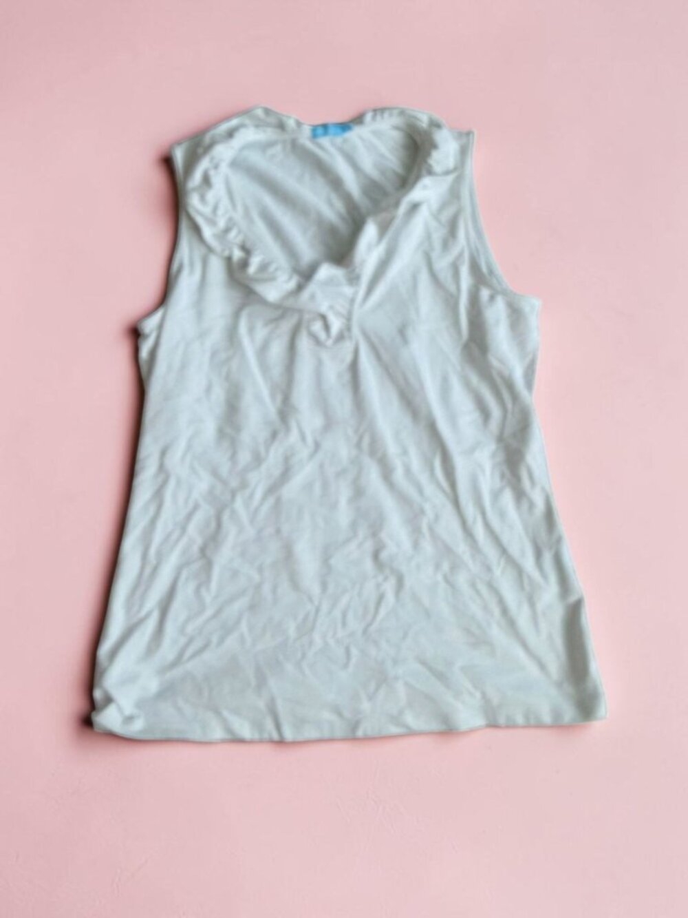 J McLaughlin White Ruffle V Neck Tank Top Size Small